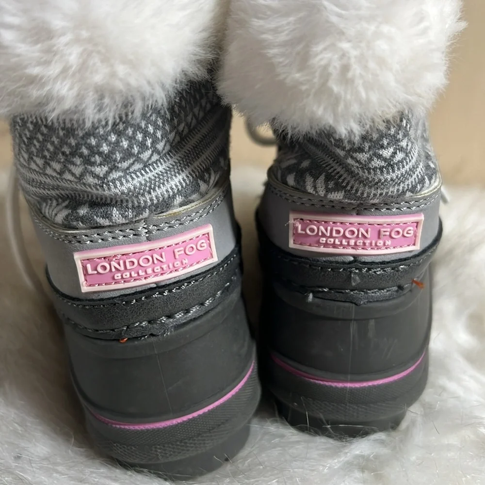 London Fog toddler boot. Size 6 Like new. Felt soles so less slippery  pink gray